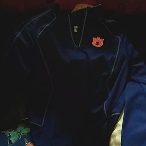 Auburn pullover